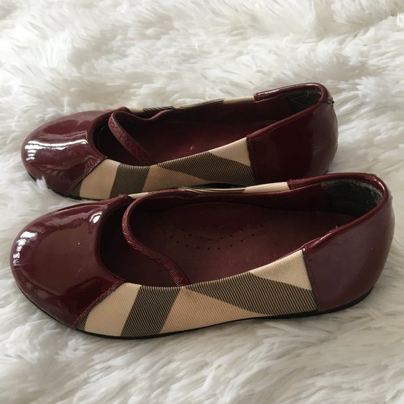 BURBERRY Toddler Girls Nova Check Flats Size 27